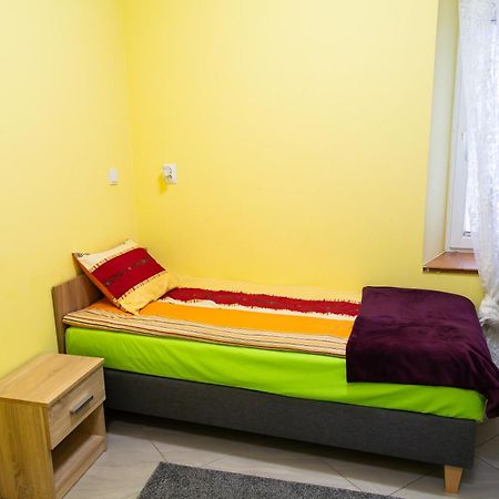 Apartament Przy Rynku Островец-Свентокшиский Экстерьер фото