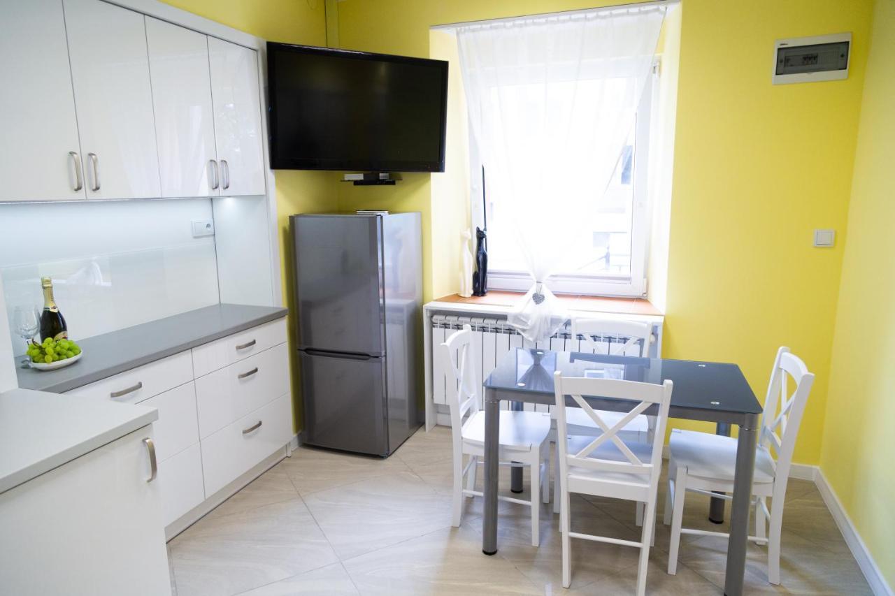 Apartament Przy Rynku Островец-Свентокшиский Экстерьер фото