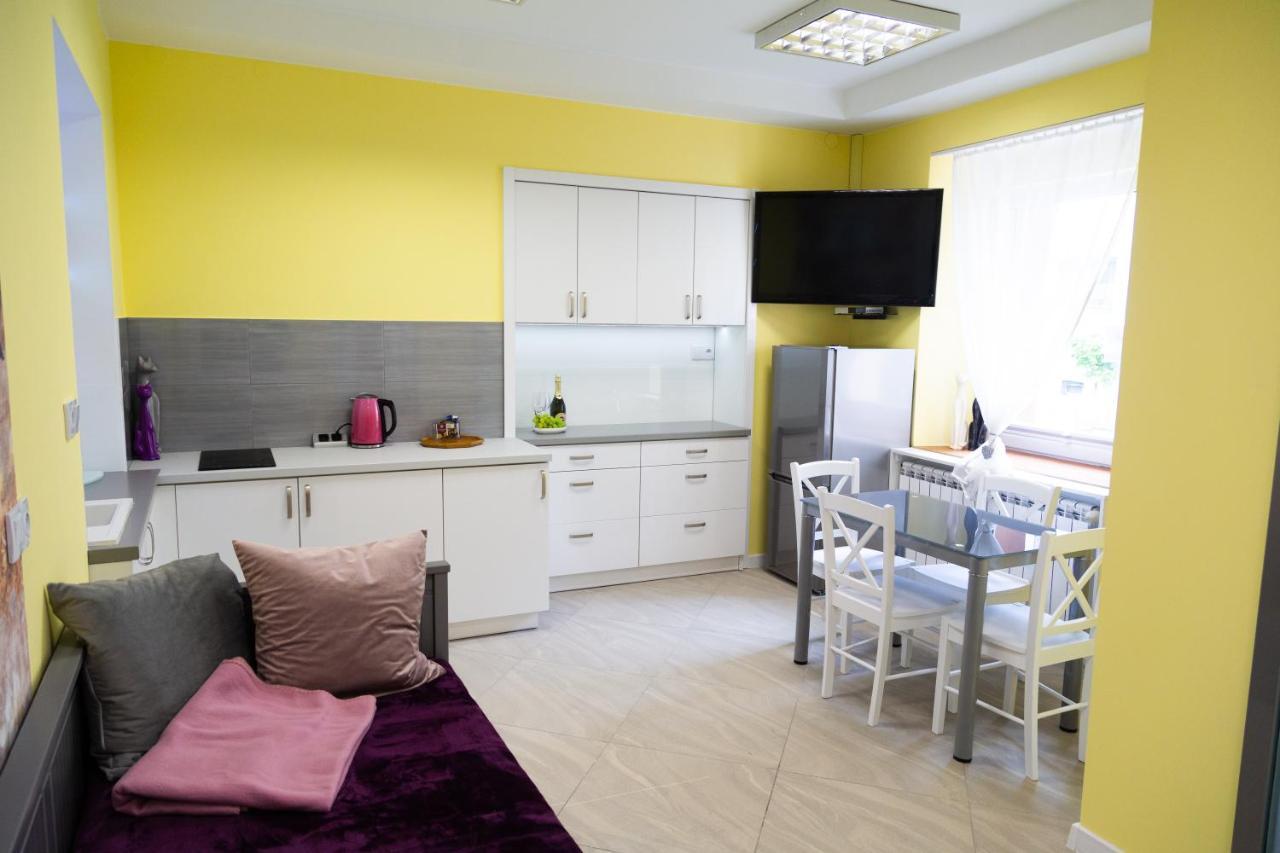 Apartament Przy Rynku Островец-Свентокшиский Экстерьер фото