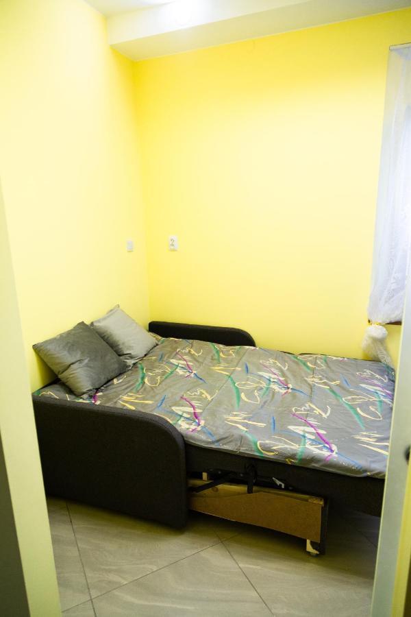 Apartament Przy Rynku Островец-Свентокшиский Экстерьер фото